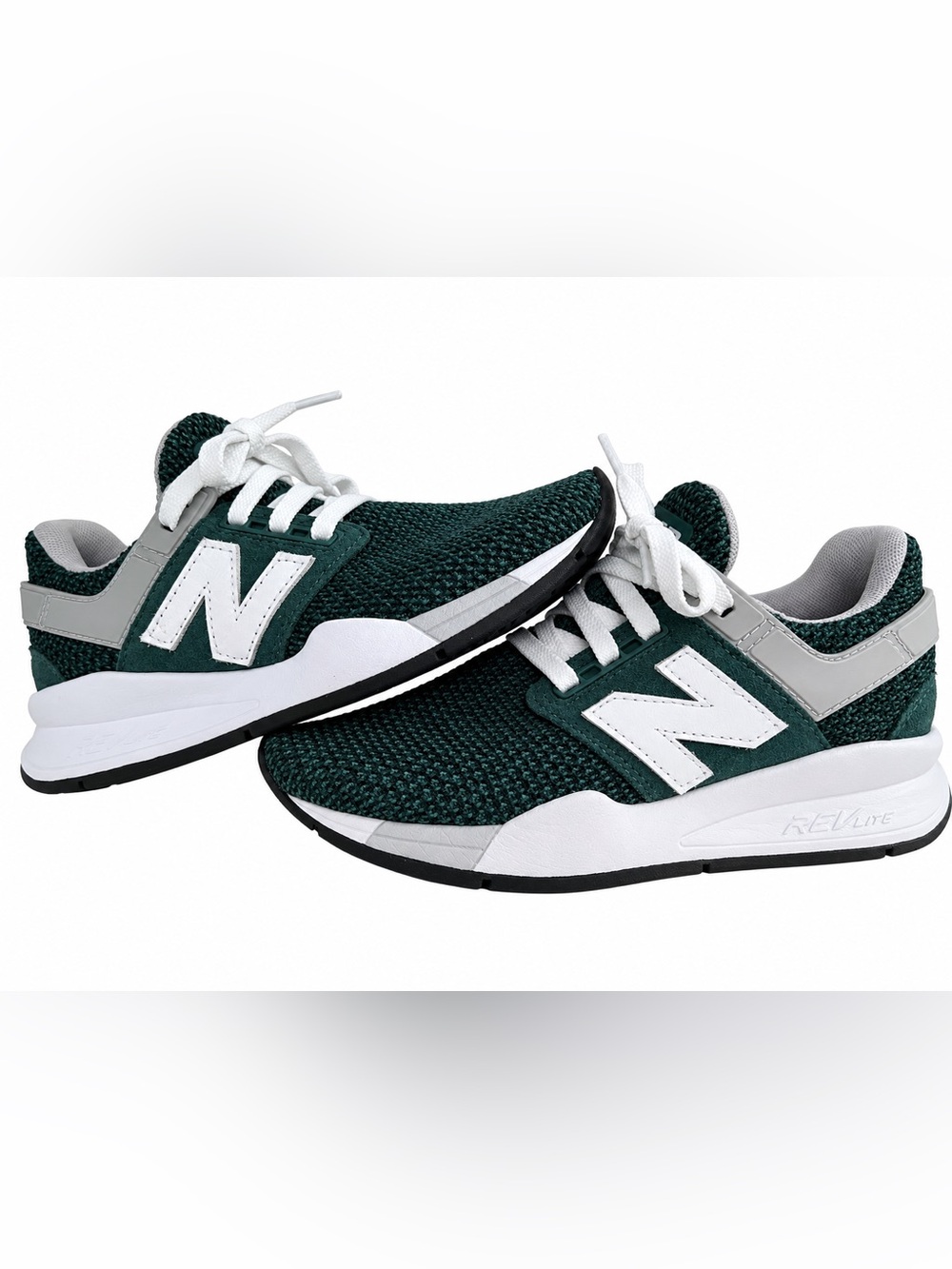 New Balance 247 V2 Sneakers Agave Green White Men’s 4 / Women’s 5.5 LIKE NEW